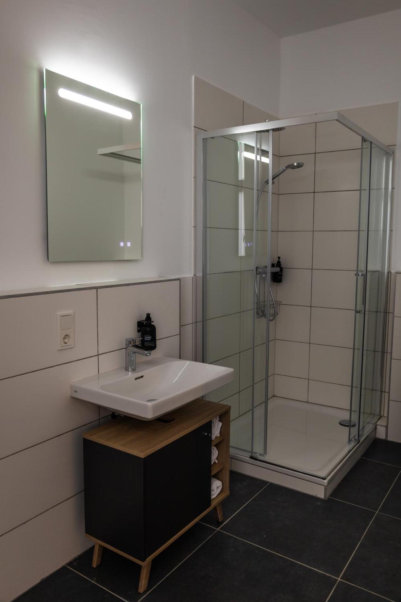 Hln Apartments Am Bahnhof ساربروكن المظهر الخارجي الصورة